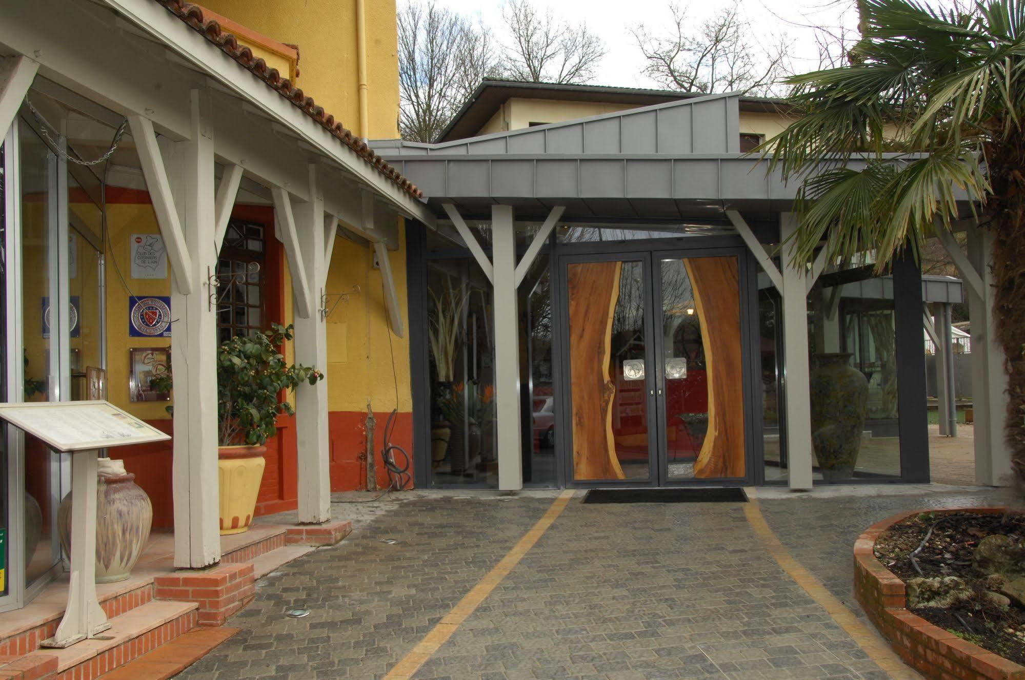 Logis Hotel Restaurant Chez Nous Sainte-Croix  Dış mekan fotoğraf